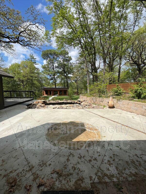 Building Photo - 3711 E 108th St