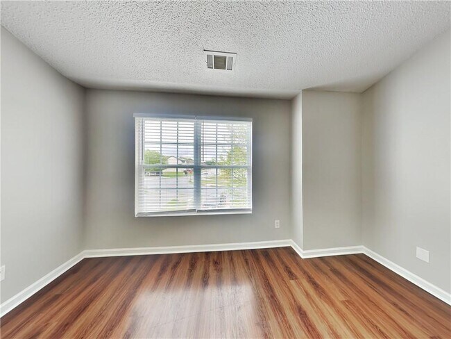 Building Photo - 20 Fieldview Ln