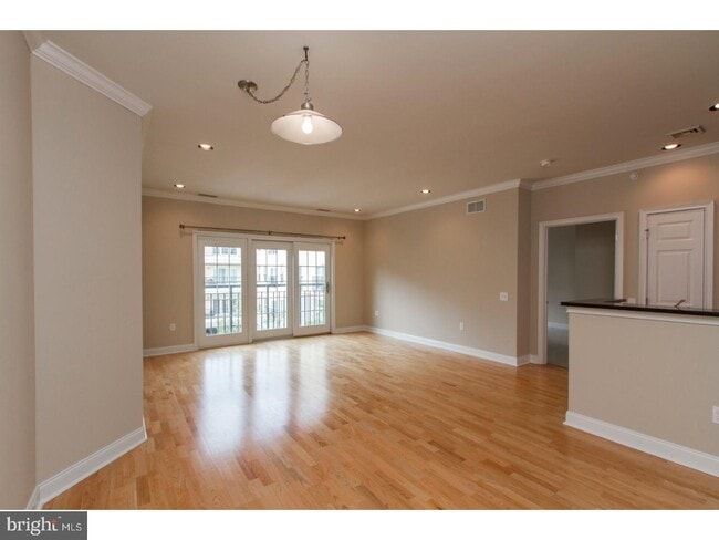 Building Photo - 500 Admirals Way