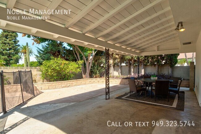 Building Photo - 700 S Yorba St