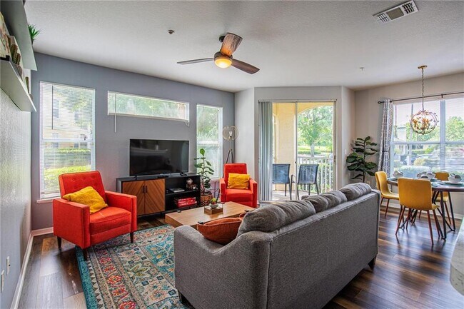 Building Photo - 8913 Legacy Ct