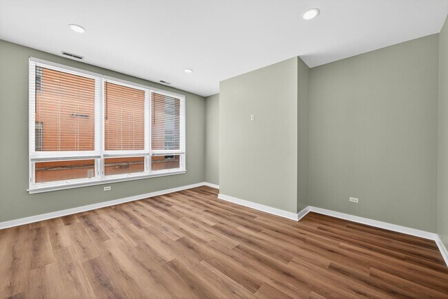 Building Photo - 1151 W Washington Blvd