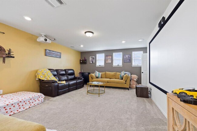 Building Photo - 1601 Sonny Dr