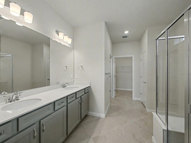 Building Photo - 14172 SW Incarnadine Ln