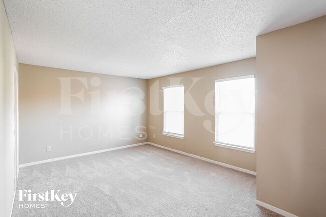Building Photo - 12725 Loyalty Dr