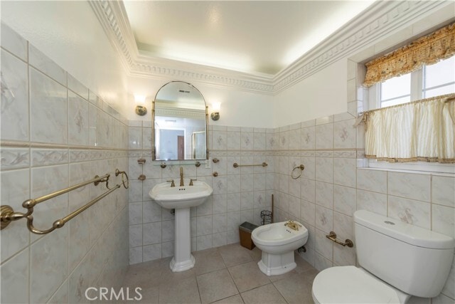Building Photo - 1447 W Toscanini Dr