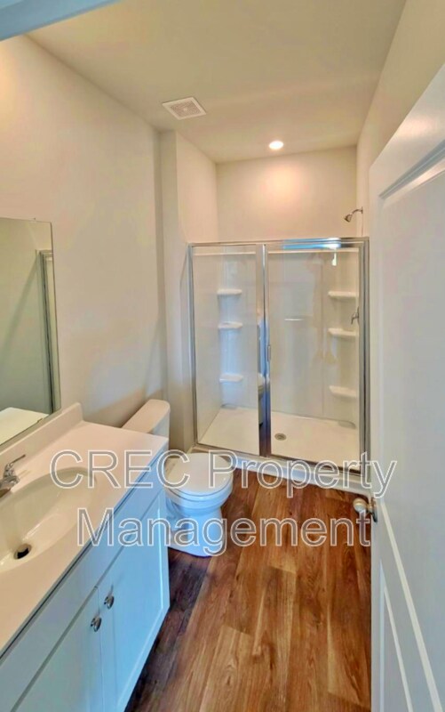 Building Photo - 817 Lilyford Ln