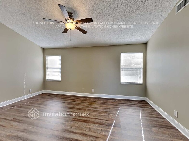 Building Photo - 5170 Foxhall Dr N