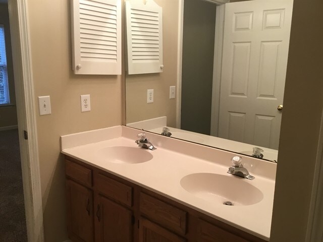 Building Photo - 759 Bradberry Ln