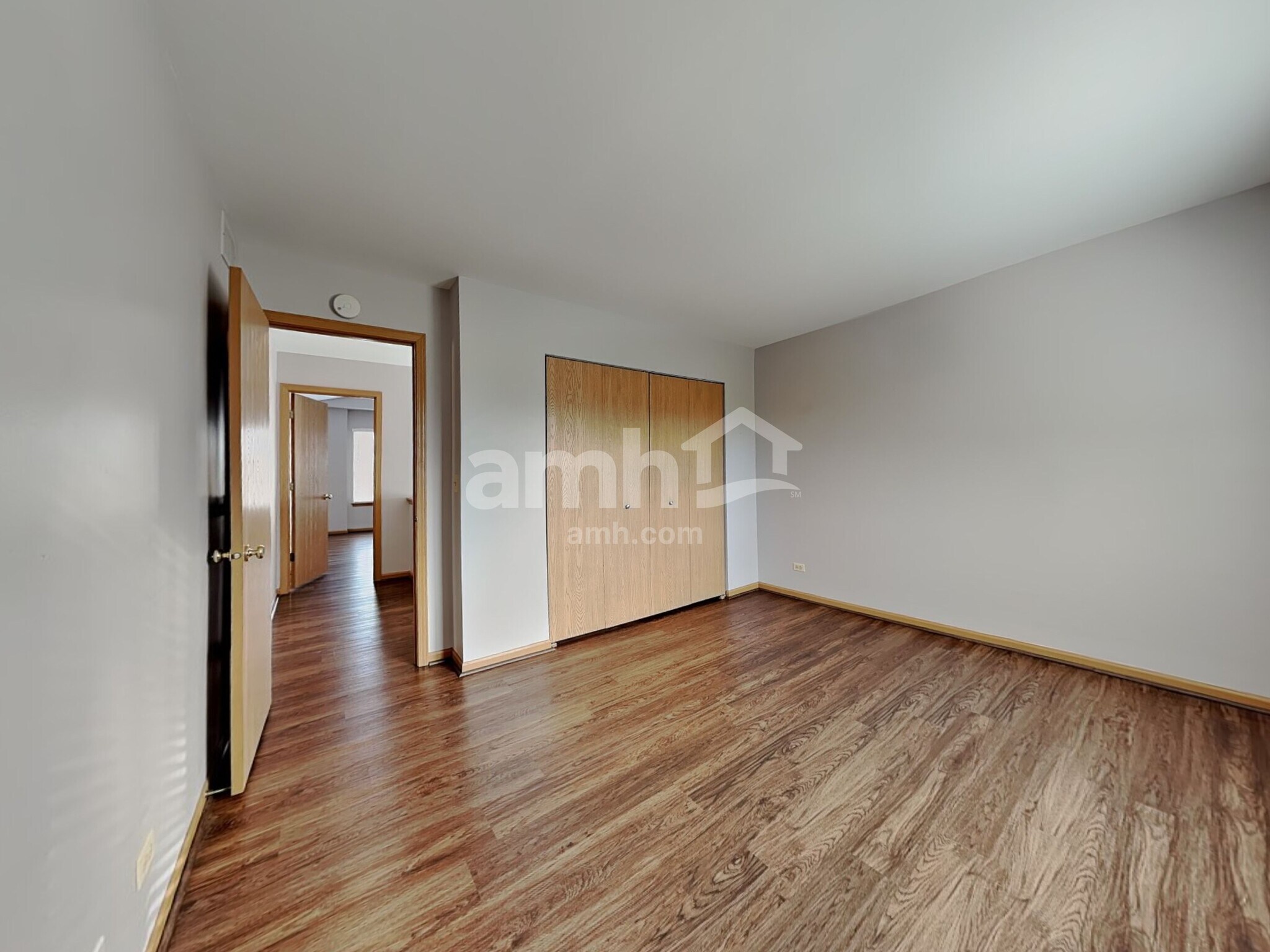 Building Photo - 233 E Cobbler Ct