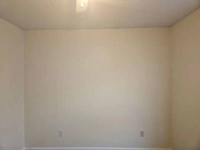 Building Photo - 1474 Bromwich Dr