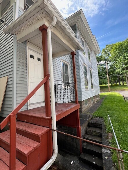 Building Photo - 1211 Madison St