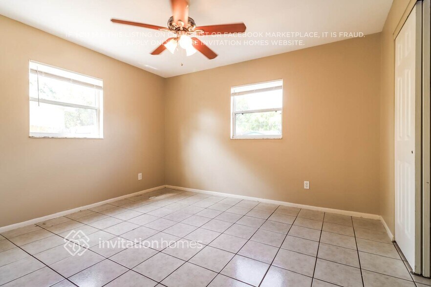 Building Photo - 14775 Mockingbird Ln E