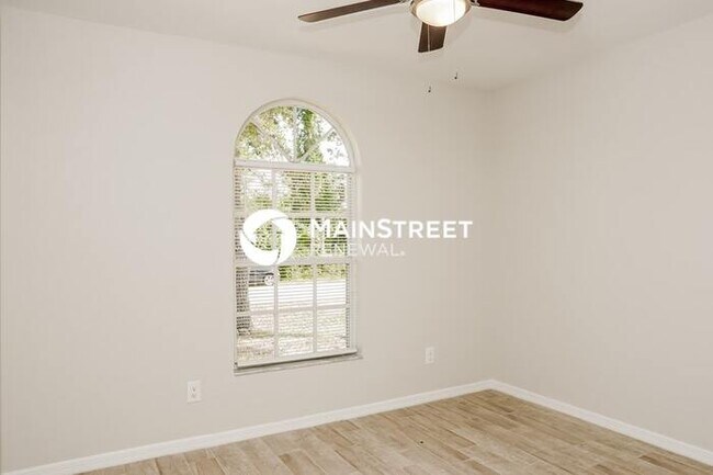 Building Photo - 3 Bedroom Pet-Friendly Home in PALM BAY, FL with Main Street Renewal