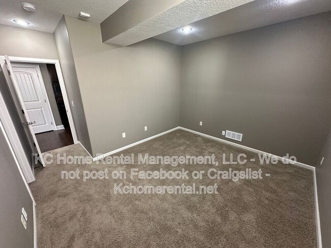 Building Photo - 4513 Sienna Ridge