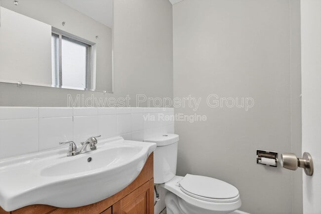 Building Photo - 1455 Redman Blvd