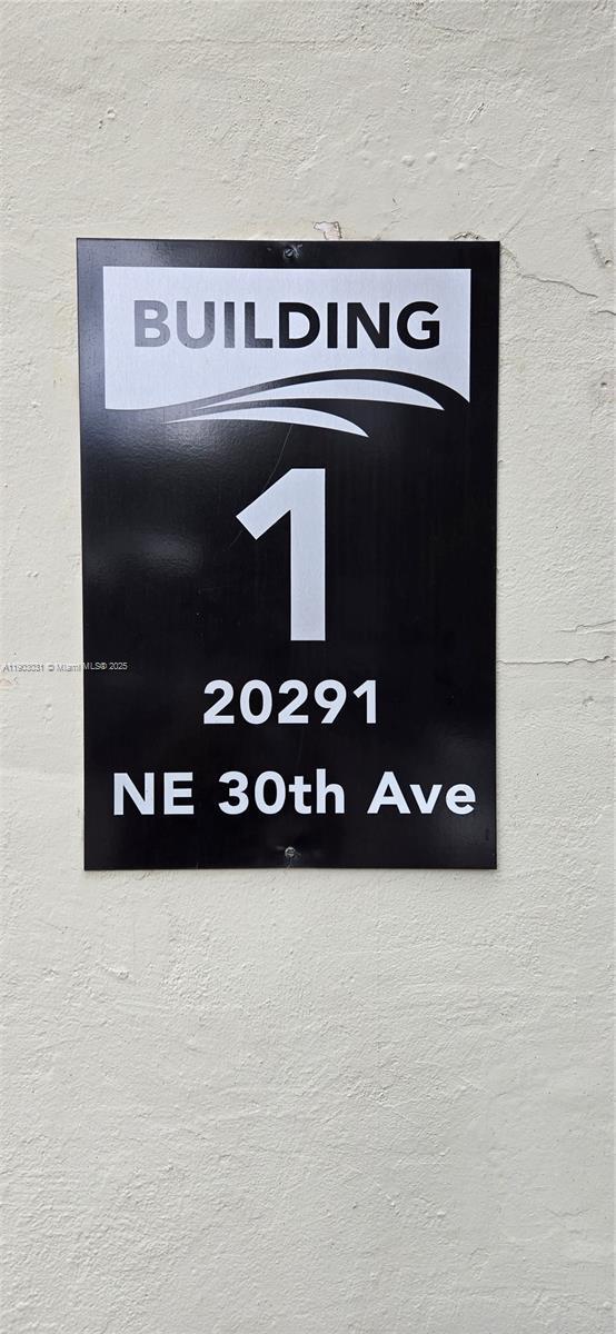 Building Photo - 20291 NE 30th Ave