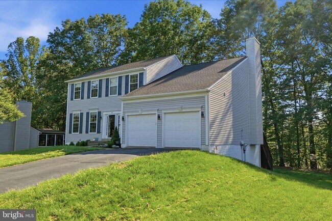 Building Photo - 34 Westhampton Ct