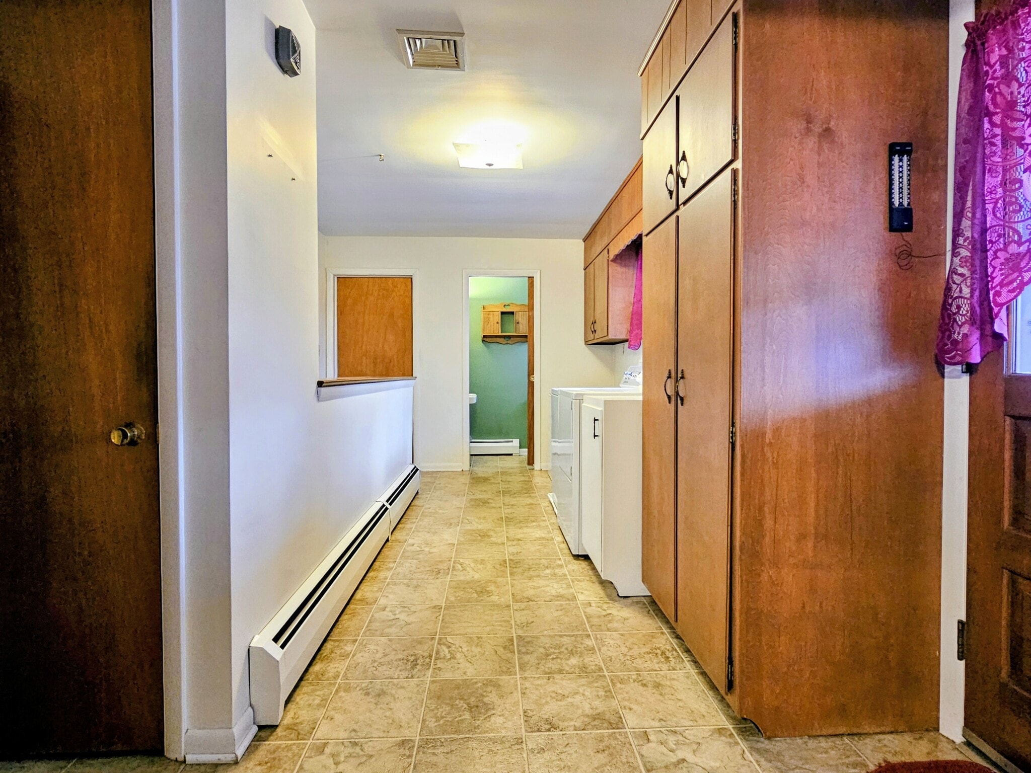 Building Photo - 3 Hillcrest Ave