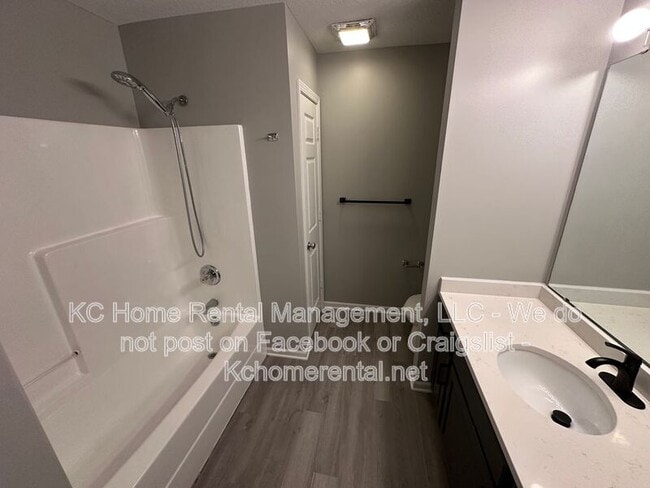 Building Photo - 1955 N 80th Ct