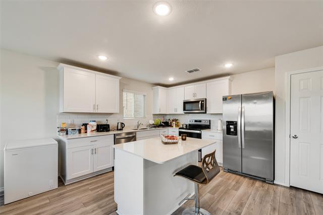 Building Photo - 1405 Embrook Trl