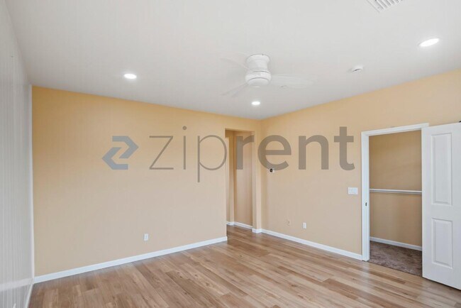 Building Photo - 1210 Coyote Creek Way