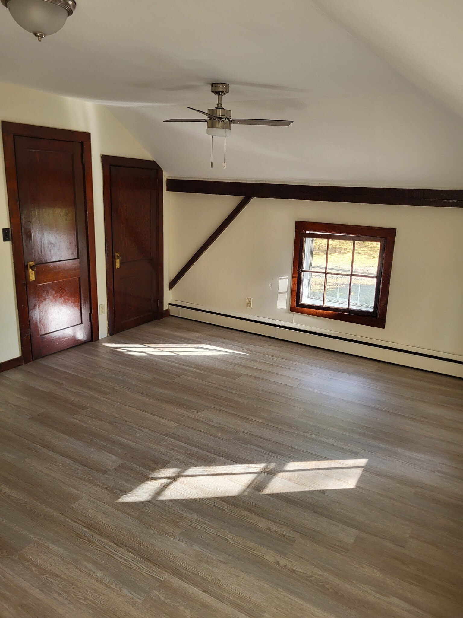 Building Photo - 48 Daniele Dr