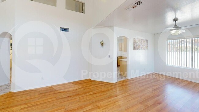 Building Photo - 9191 N Eaglestone Loop