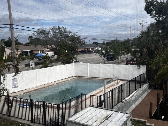 Building Photo - 4803 Triton Ct W
