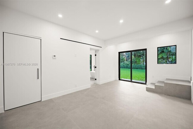 Building Photo - 235 NE 91st St