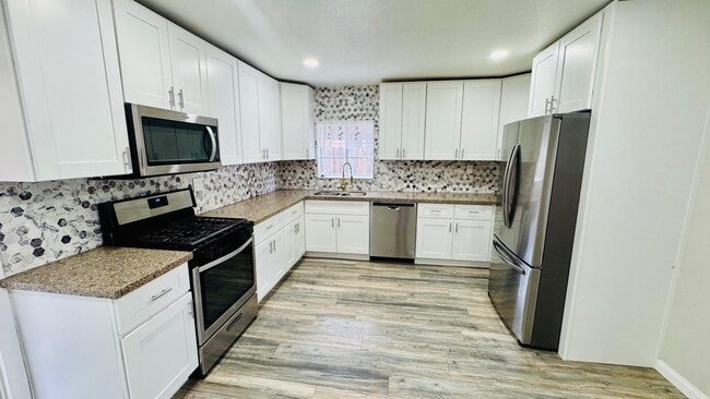 Building Photo - 803 Gamble St