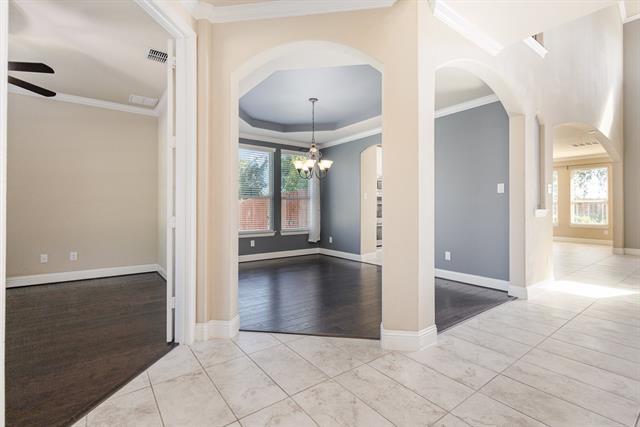Building Photo - 14106 Summerwoods Ln