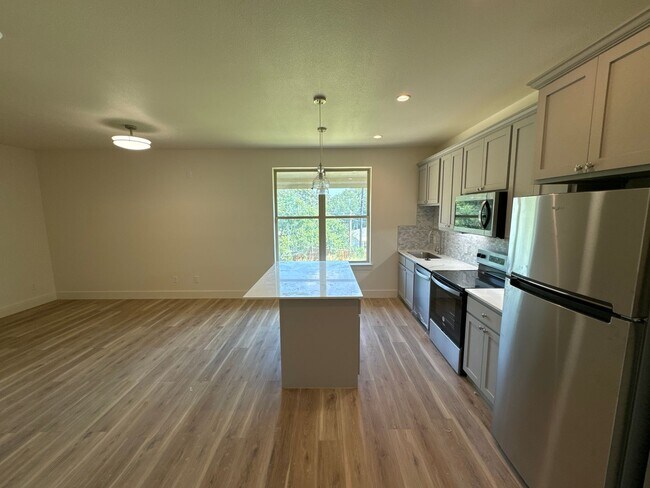 Interior Photo - Kara Mingo