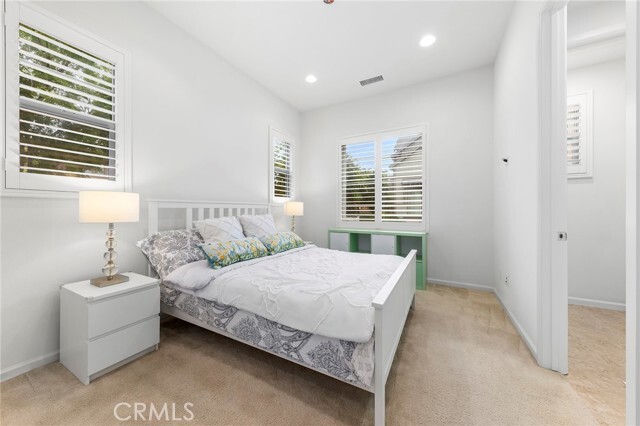 Building Photo - 119 Follyhatch