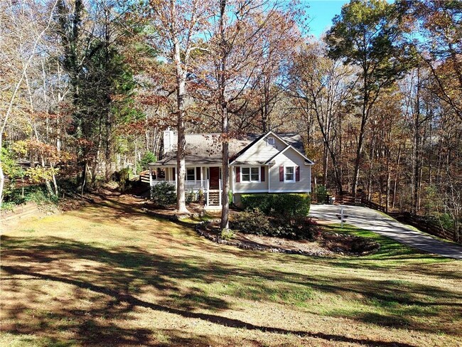 Building Photo - 225 Hawkins Farm Cir