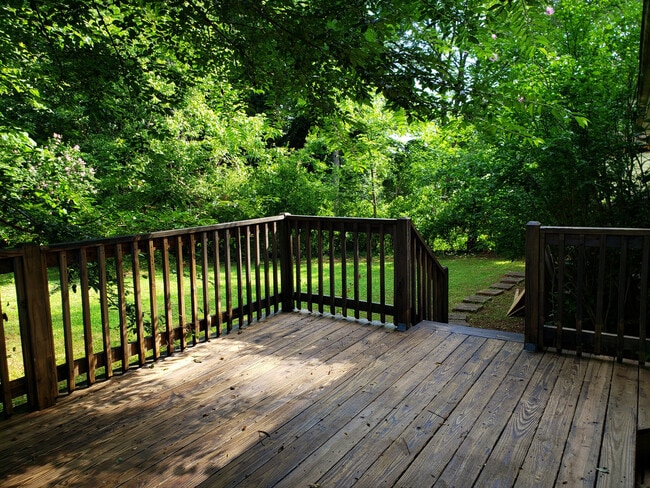 Building Photo - All On One Level - Sylvan Hills Ranch