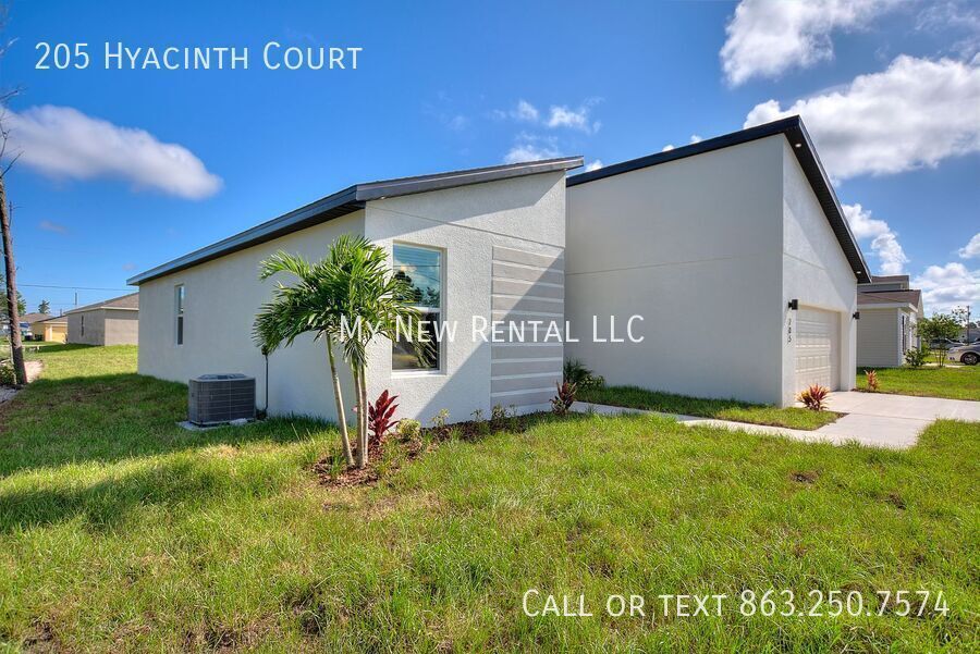 Building Photo - 205 Hyacinth Ct