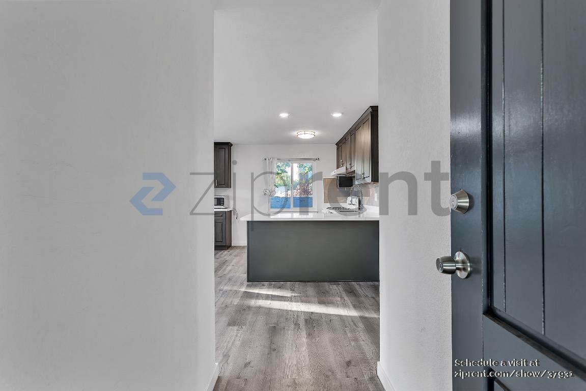 Building Photo - 2123 Spaulding Ave