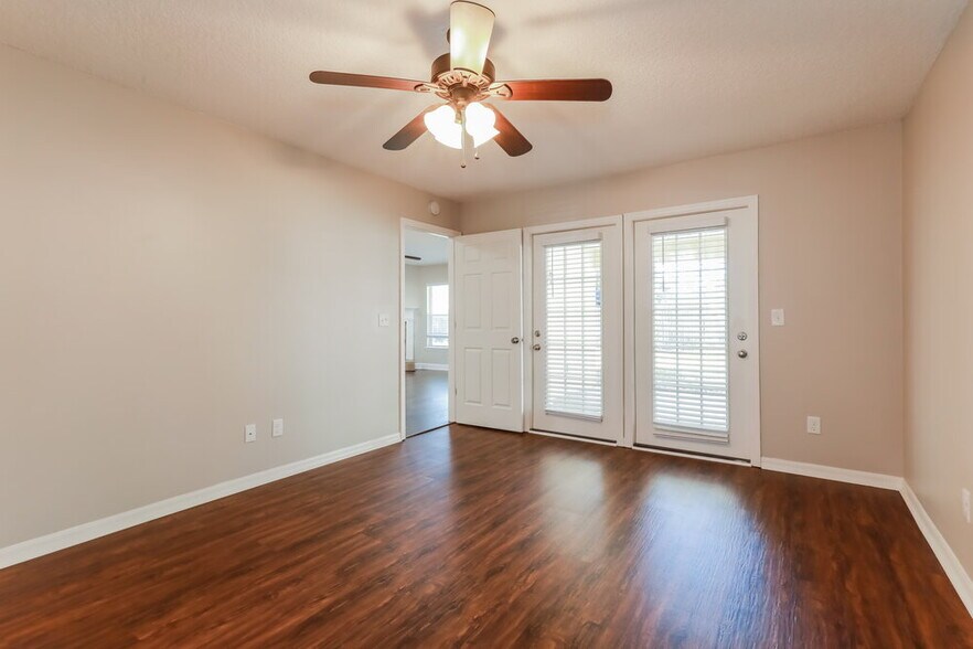 Building Photo - 3490 White Wing Rd