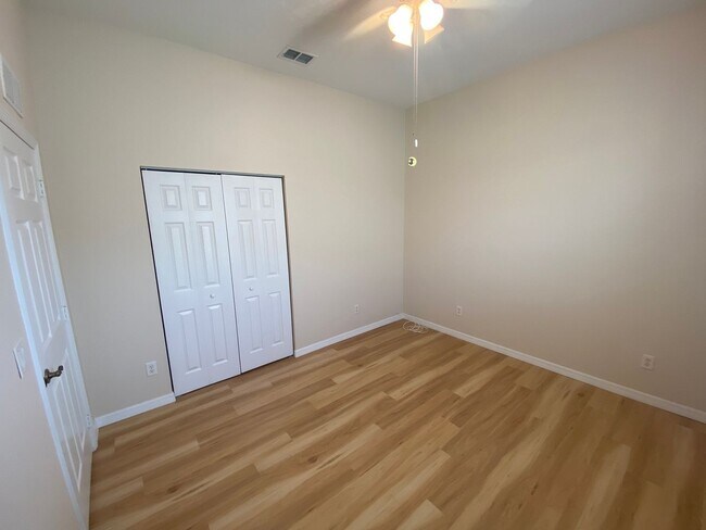 Building Photo - ANNUAL Lease – Unfurnished – Golf Course L...