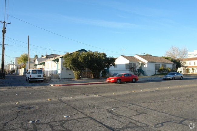Building Photo - Nolana Apartments