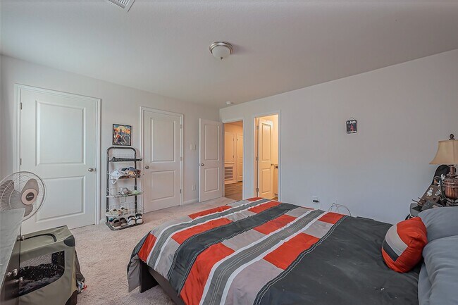 Building Photo - 15708 Del Norte Dr