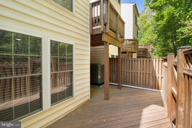 Building Photo - 4037 Fairfax Center Hunt Trail