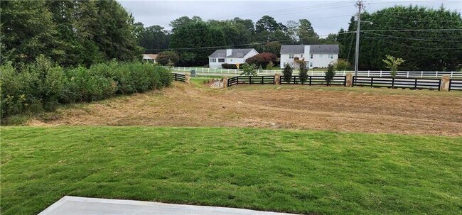 Building Photo - 3600 Cattle Field X-ing