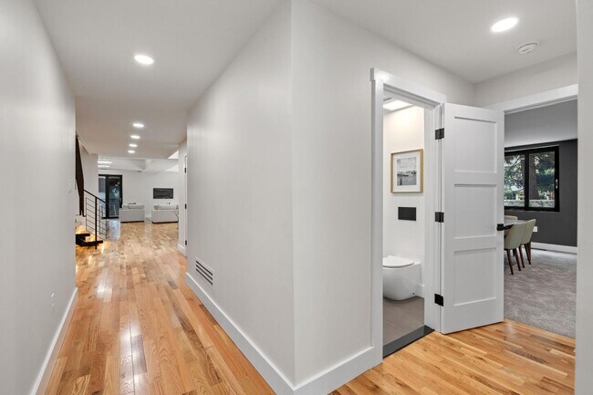Building Photo - 354 Winding Wy