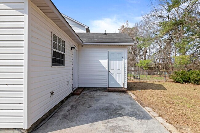 Building Photo - 116 Mesa Ln