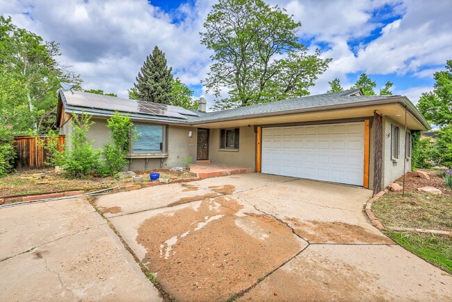 Building Photo - $3,000.00, 3 Bed, 3 Bath, Single Family Ho...