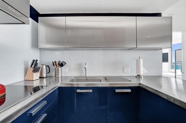 Building Photo - 2889 McFarlane Rd