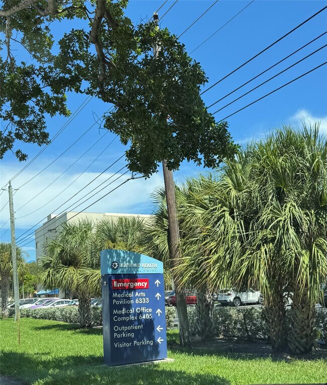 Building Photo - 6200 NE 22nd Way