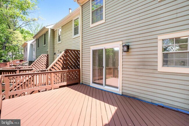 Building Photo - 4546 Little River Run Dr
